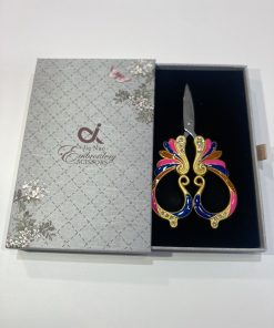Tijera de Costura Joyero – Lacada en Colores con Cristales y Estuche de Regalo